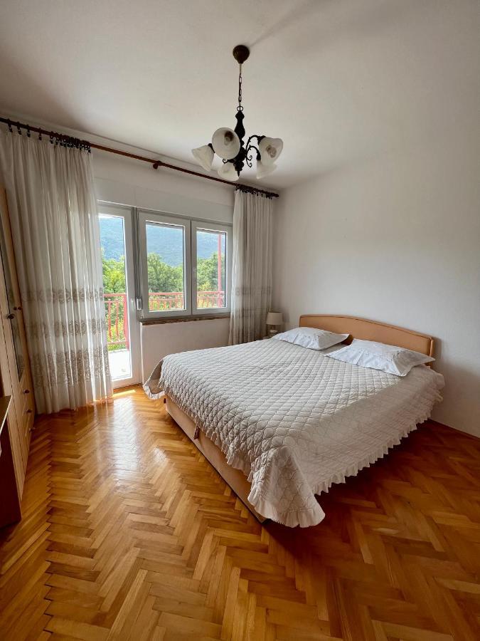 Apartament Green Valley Omiš Eksteriør billede