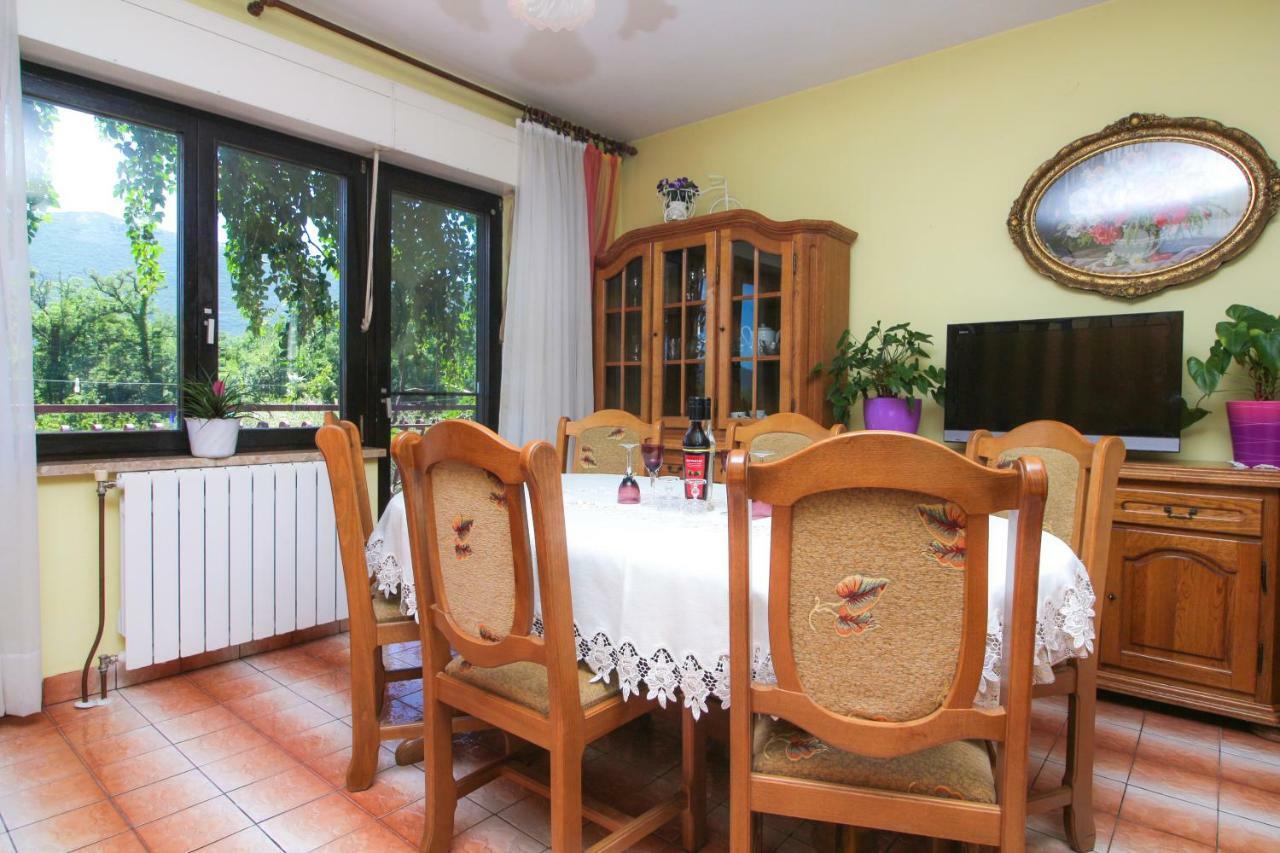 Apartament Green Valley Omiš Eksteriør billede