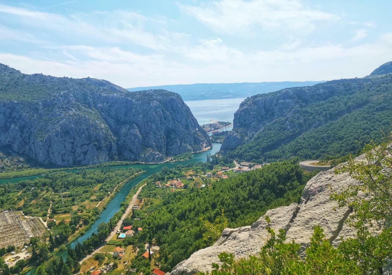 Apartament Green Valley Omiš Eksteriør billede