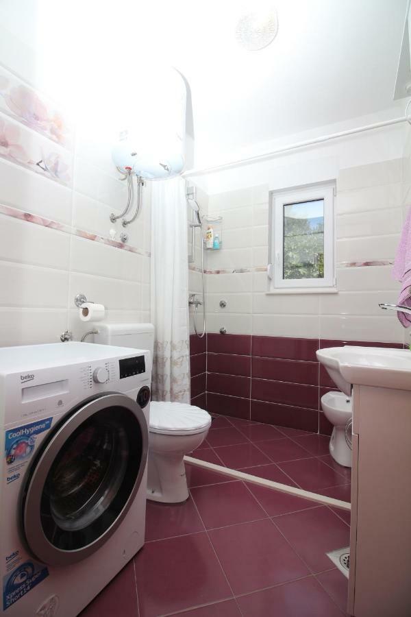 Apartament Green Valley Omiš Eksteriør billede