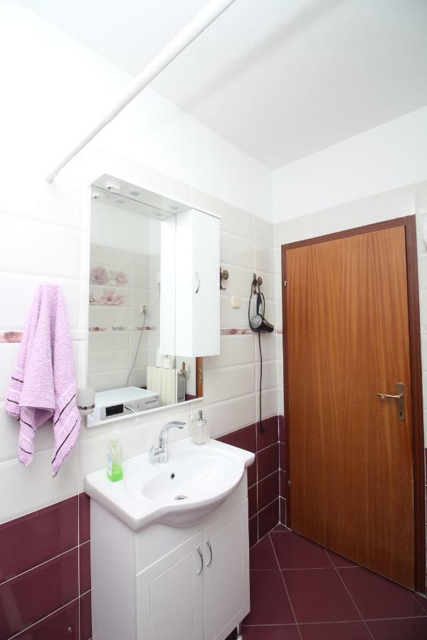 Apartament Green Valley Omiš Eksteriør billede